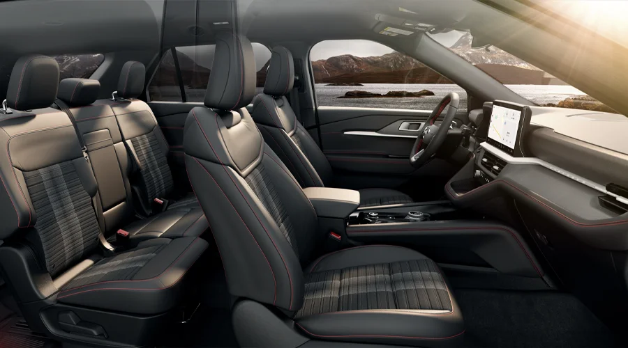 Advanced Features & Comfort in the 2025 Ford Explorer Ford Explorer Interior - Front