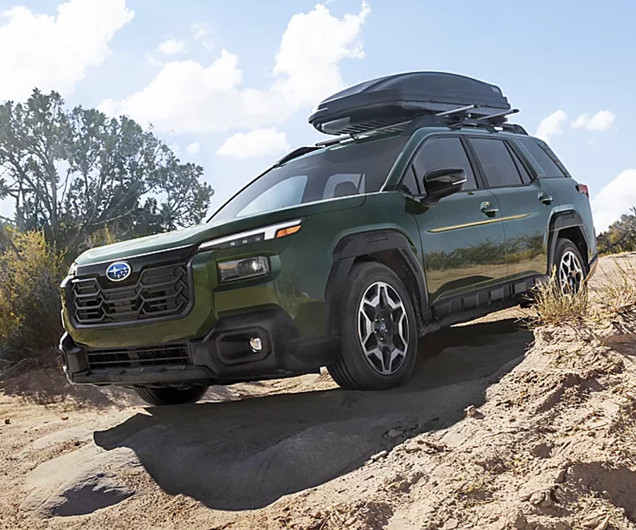 Subaru Outback vs. Jeep Cherokee Subaru Outback vs. Jeep Cherokee