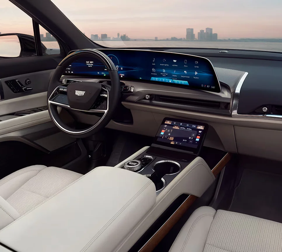 Cadillac VISTIQ interior