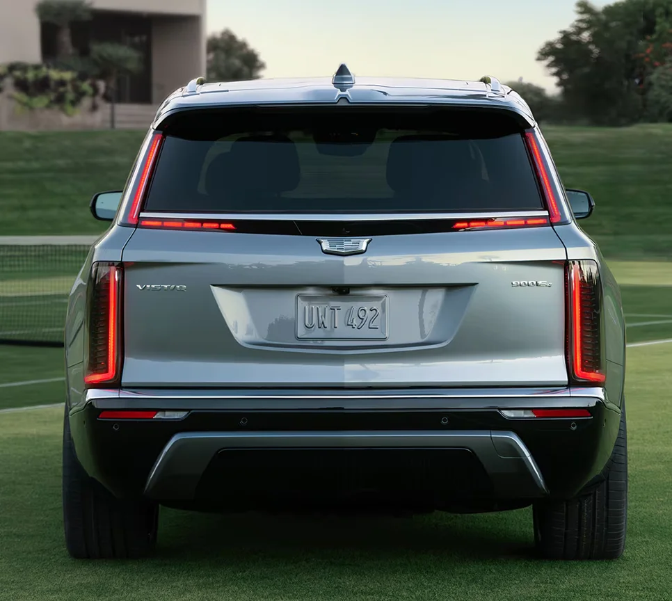 Cadillac VISTIQ tail end