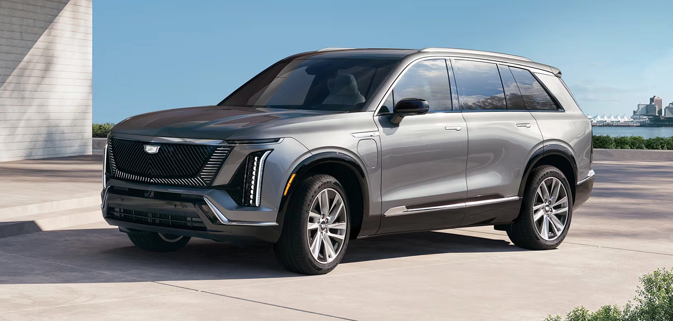 Find Your Cadillac VISTIQ at Crown Cadillac