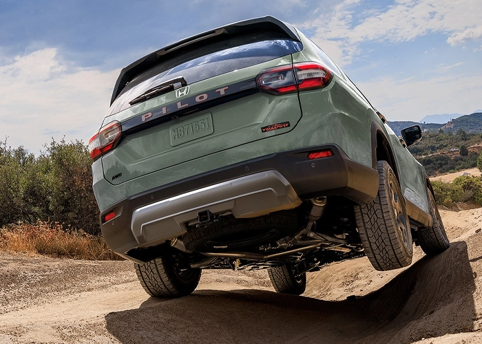 Find Your 2026 Honda Pilot at Curry Honda Chicopee