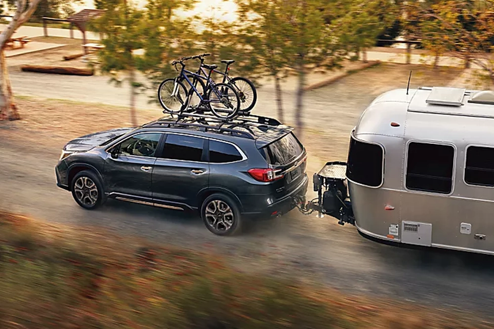 Subaru Ascent towing a trailer