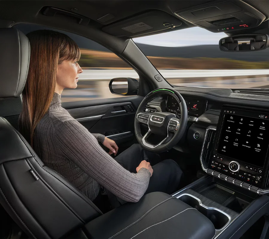 Choosing Between Leasing and Buying a GMC