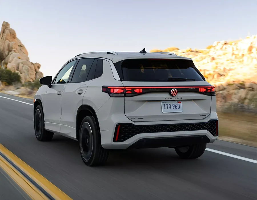 2026 VW Tiguan Back End